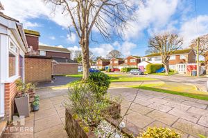 Photo 25- click for photo gallery